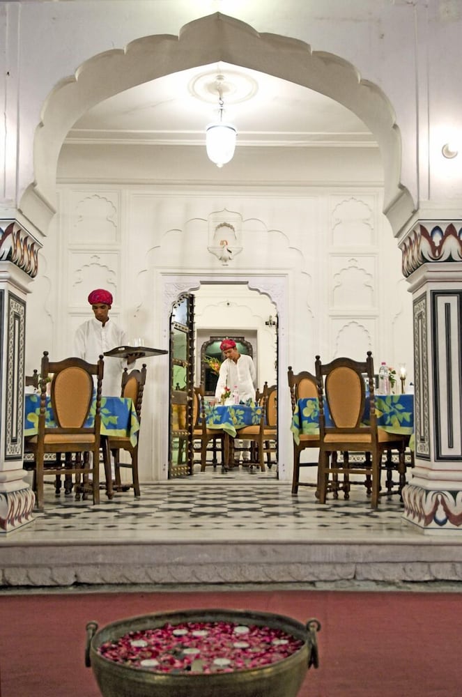 Hotel Saba Haveli 32/50