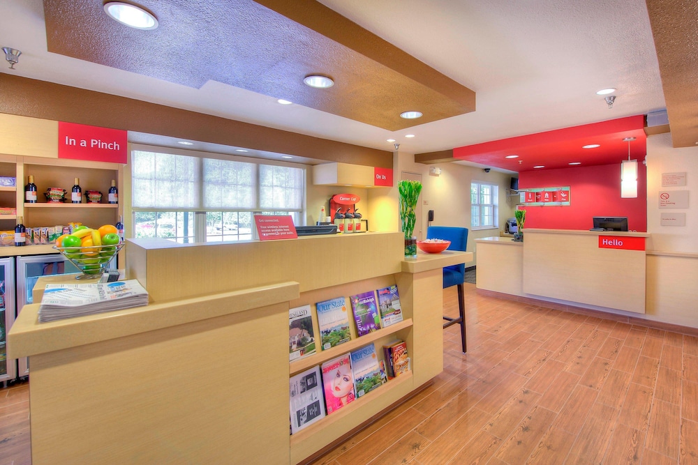 Towneplace Suites Raleigh Cary Weston Parkway 7/29