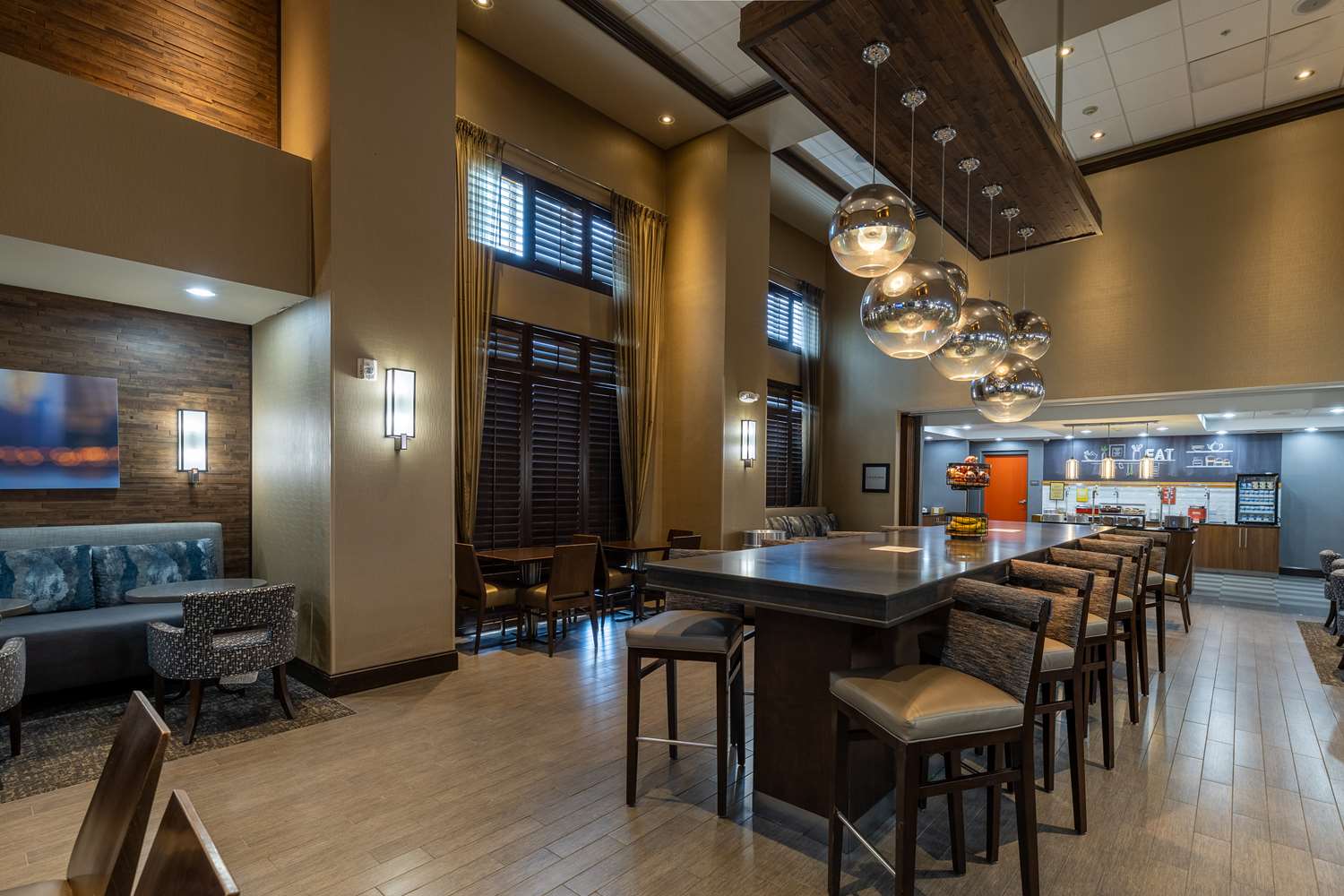 restaurant cafeteria