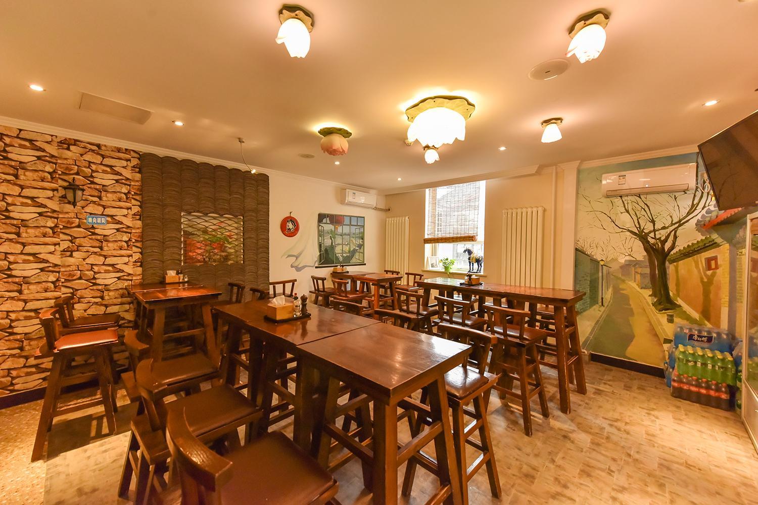 Dragon King Hostel 50/70