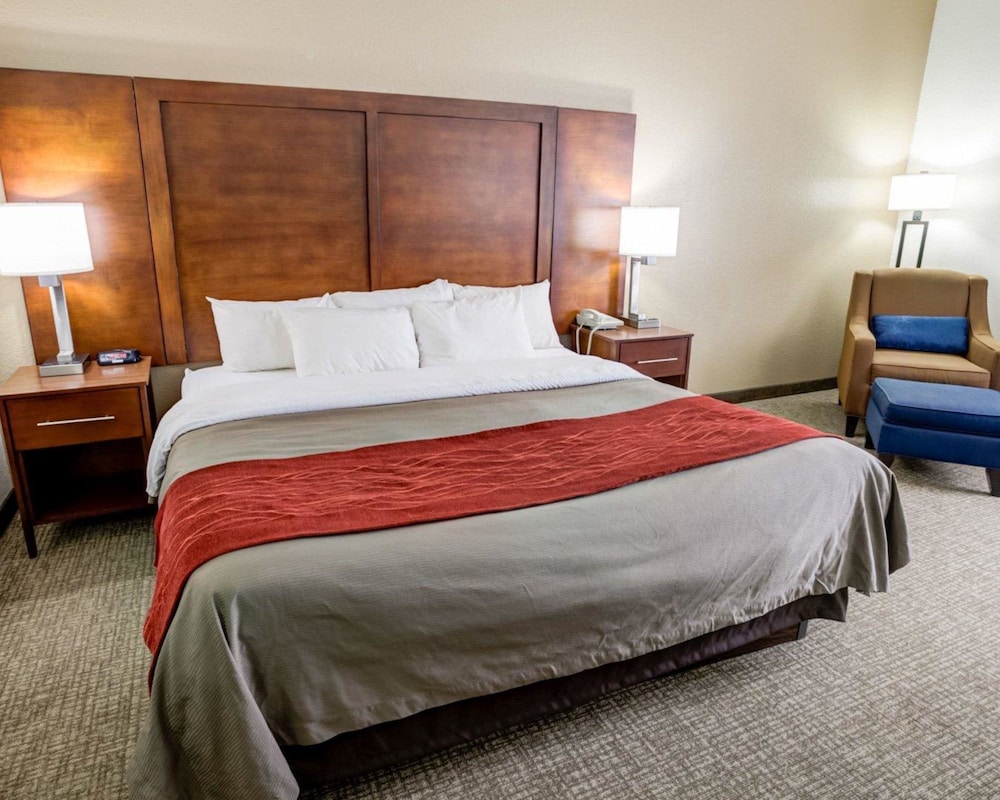 Comfort Inn Kearney Liberty 6/30