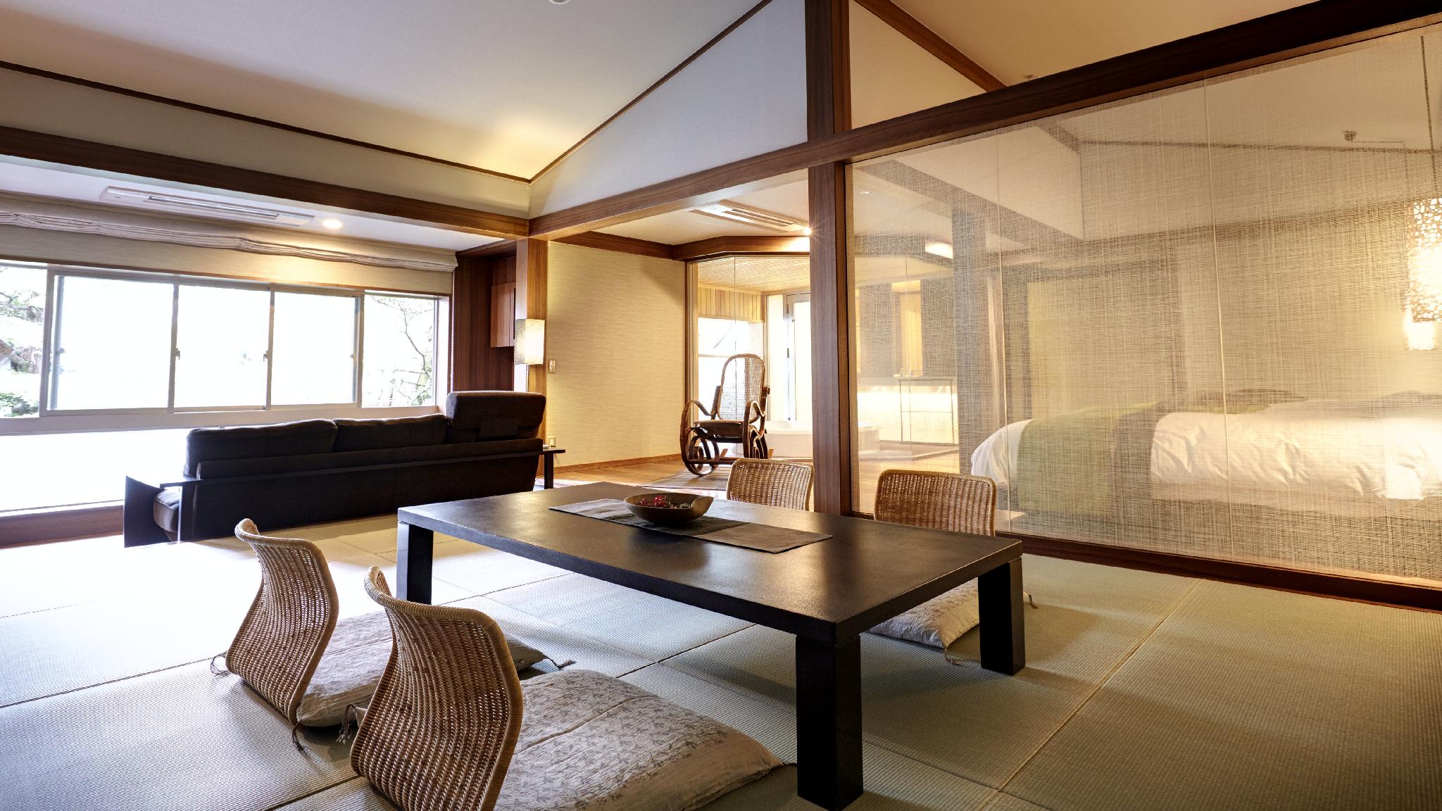 Japanese Western, Suite, Outdoor Jetted Tub