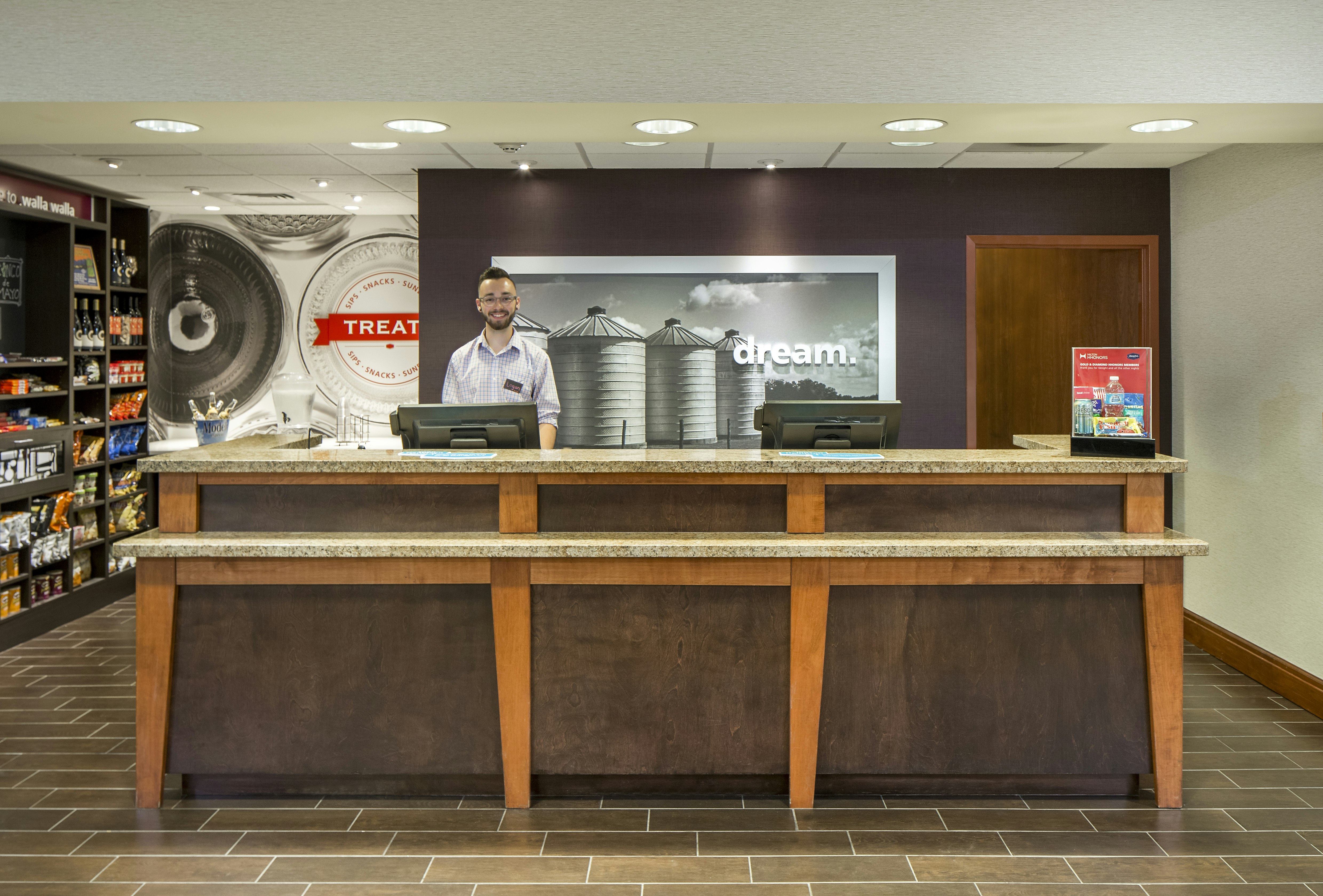 Hampton Inn Suites Walla Walla 6/48