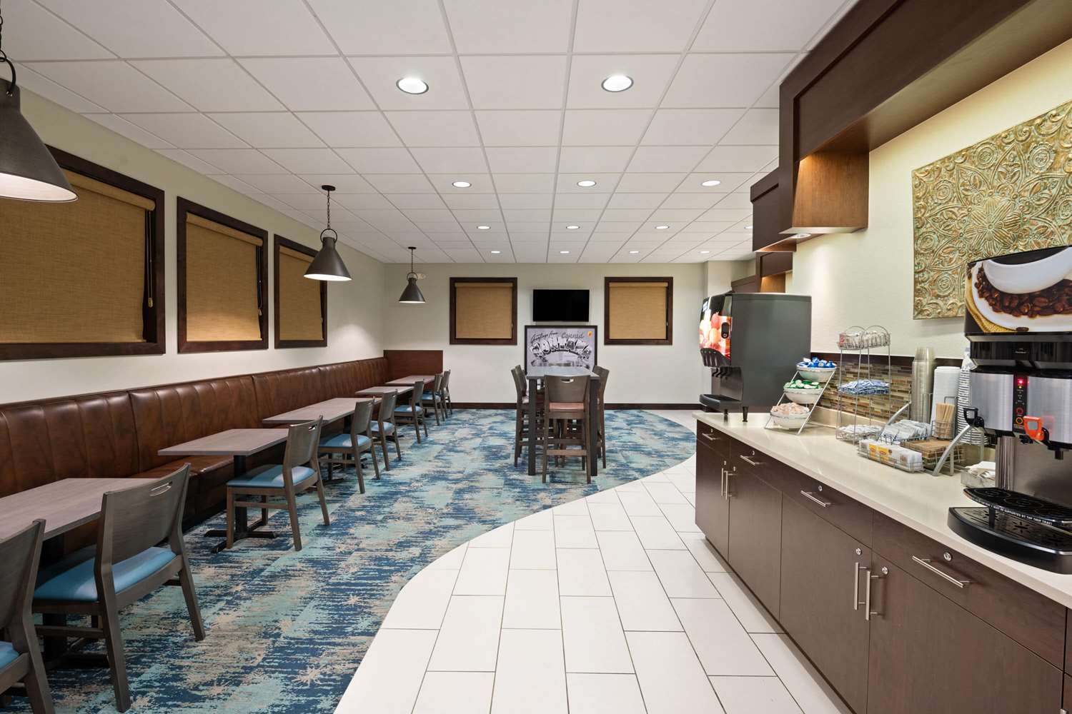 Super 8 by Wyndham Conrad MT 25/41