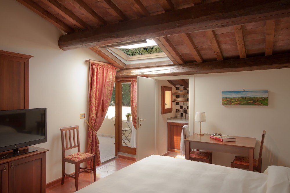 Relais La Corte Di Cloris 54/73