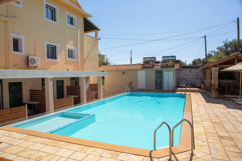 Villa Vita Holidays Apartments And Studios 28/50