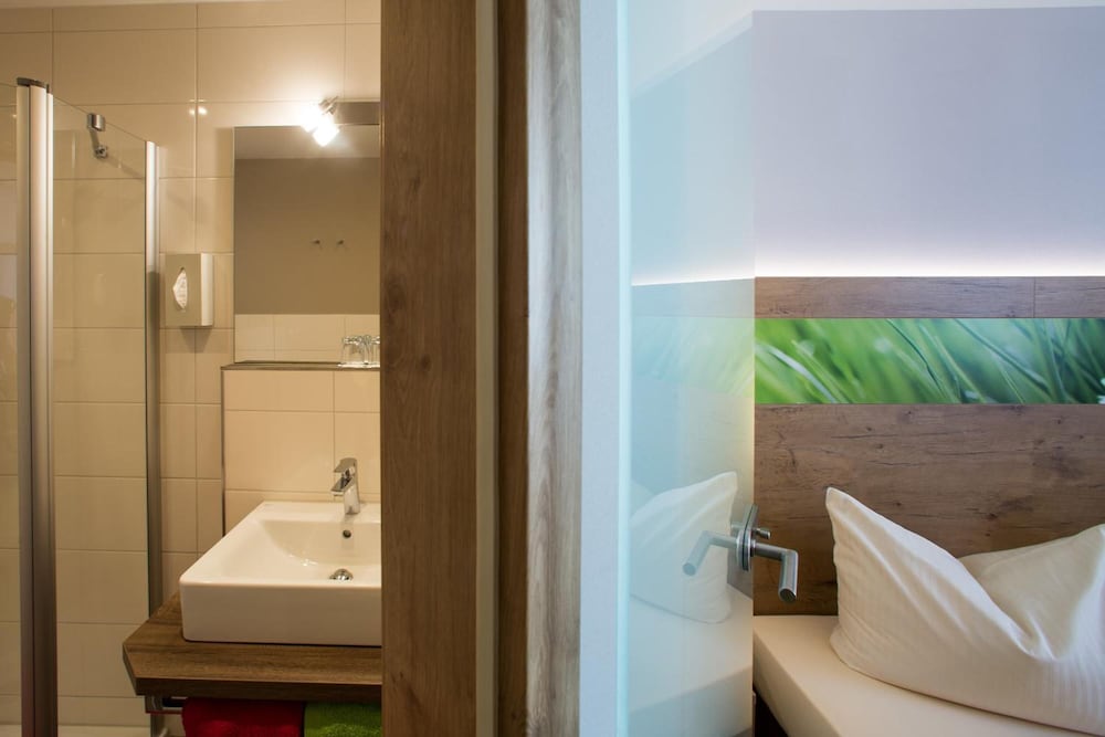 Hotel Gastehaus Bauer garni 50/50