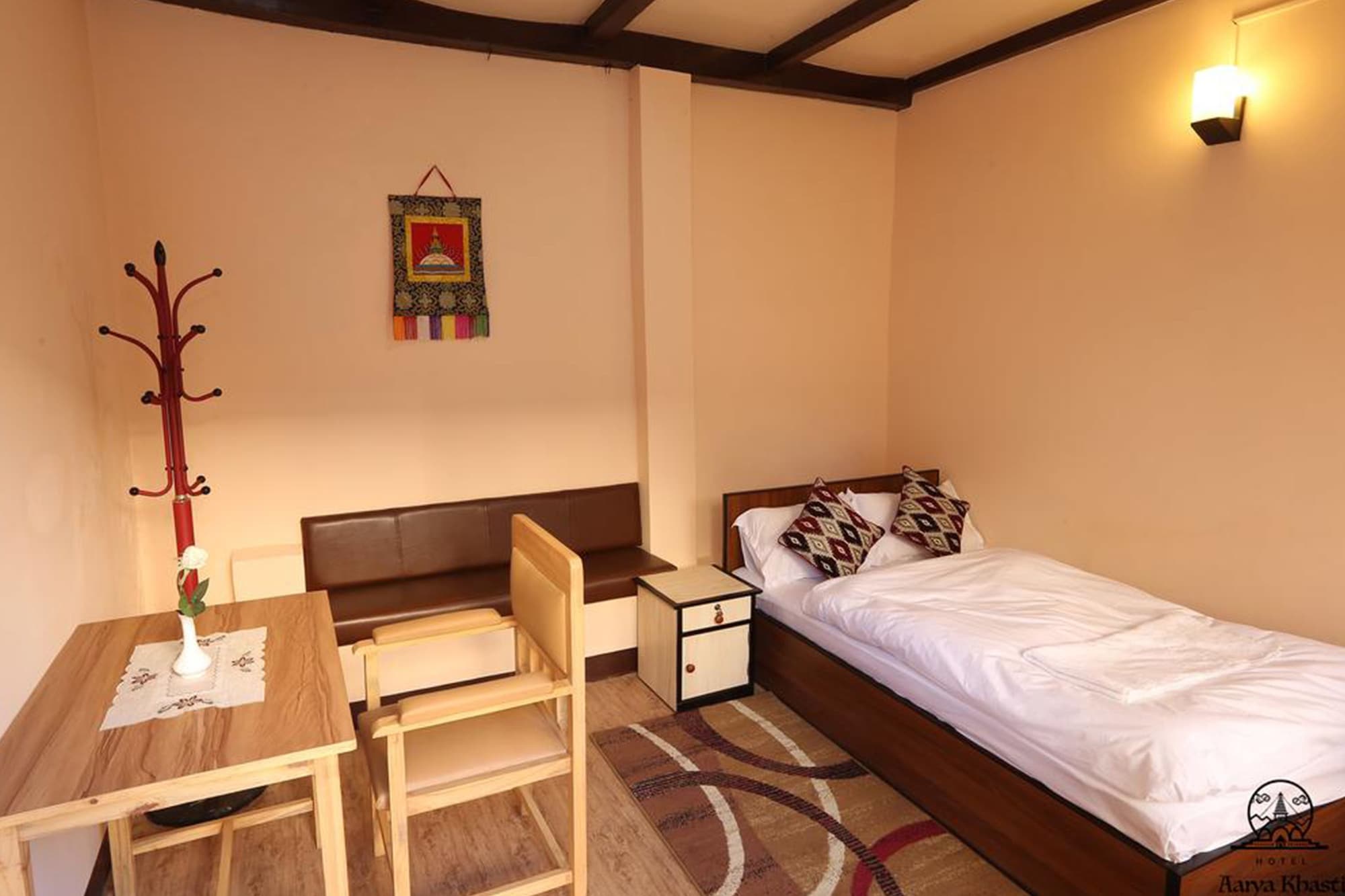 ECONOMY, DOUBLE BED, GARDEN VIEW, SHARED BATHROOM
