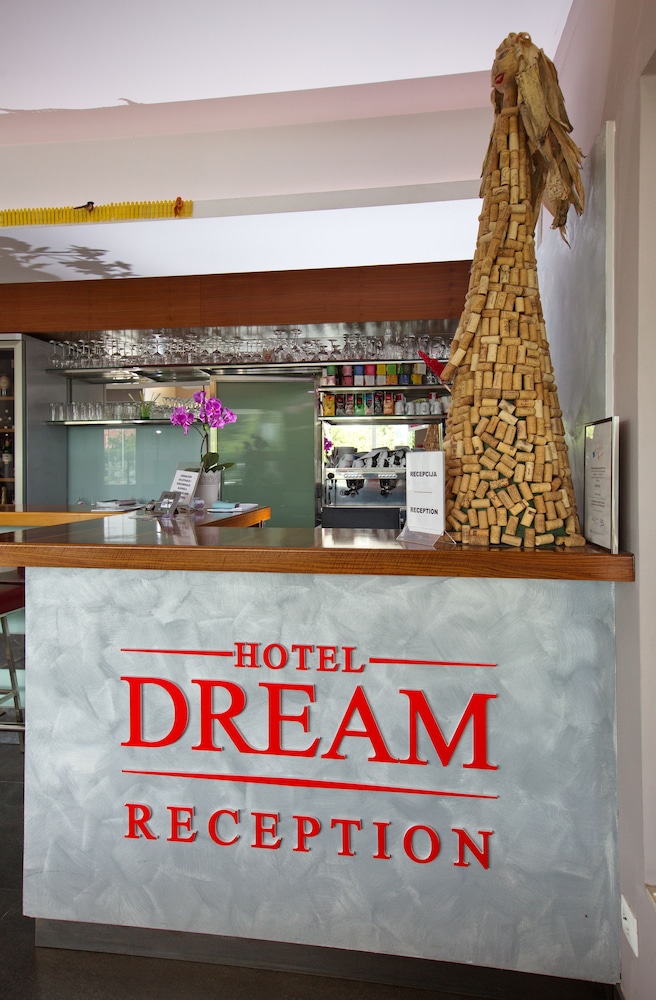 Dream 5/58