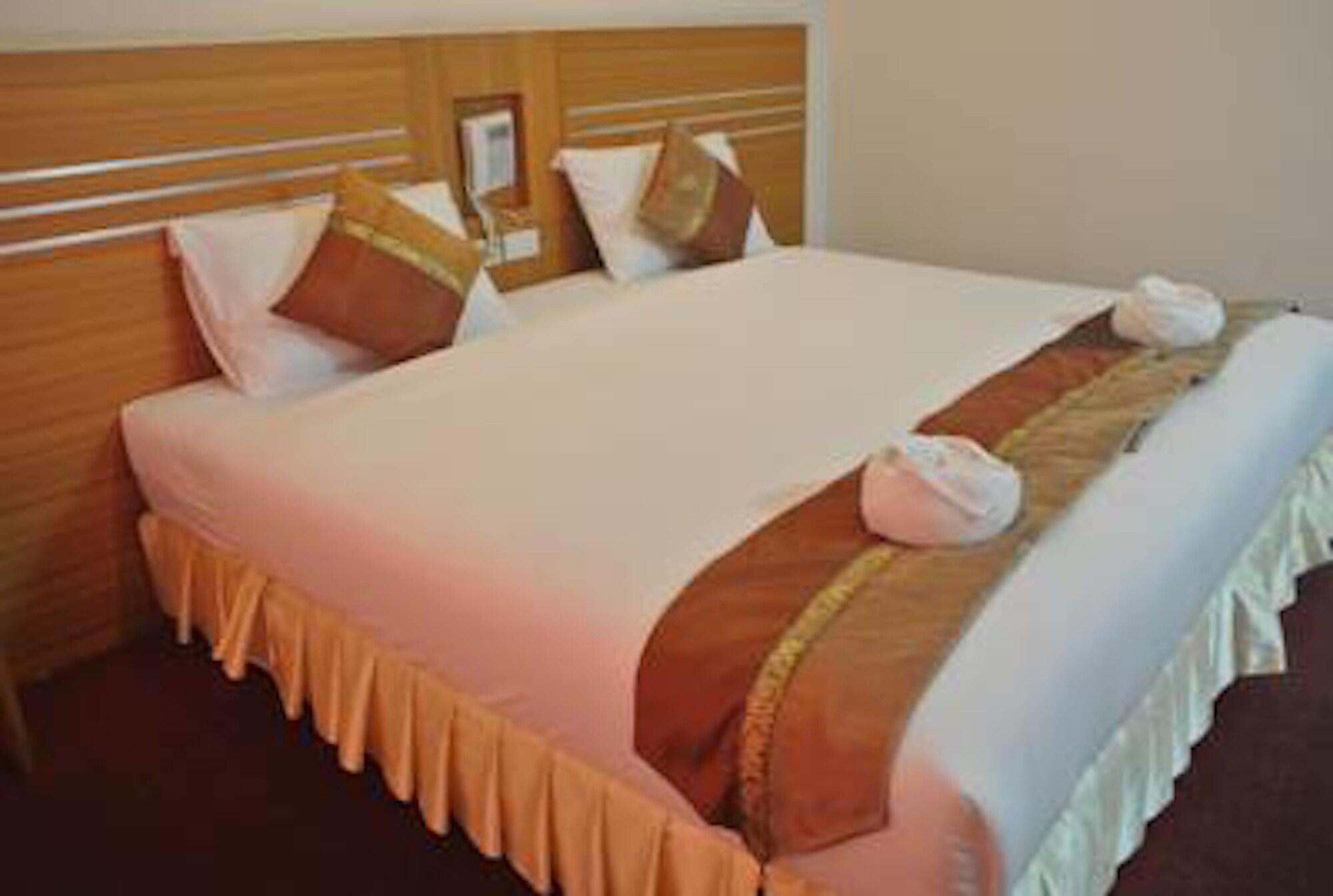 Chaikanathani Hotel 15/25