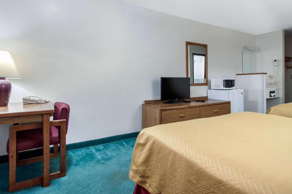Room, 2 Double Beds