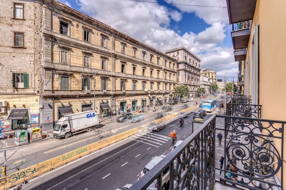 Gallery Suite Naples 38/46