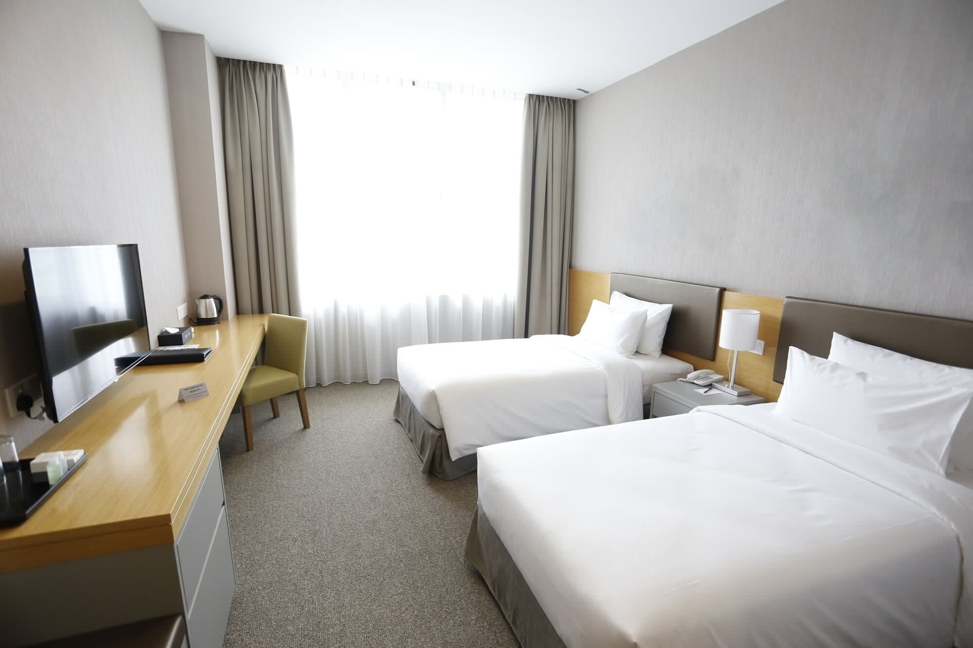 Superior, Twin Beds
