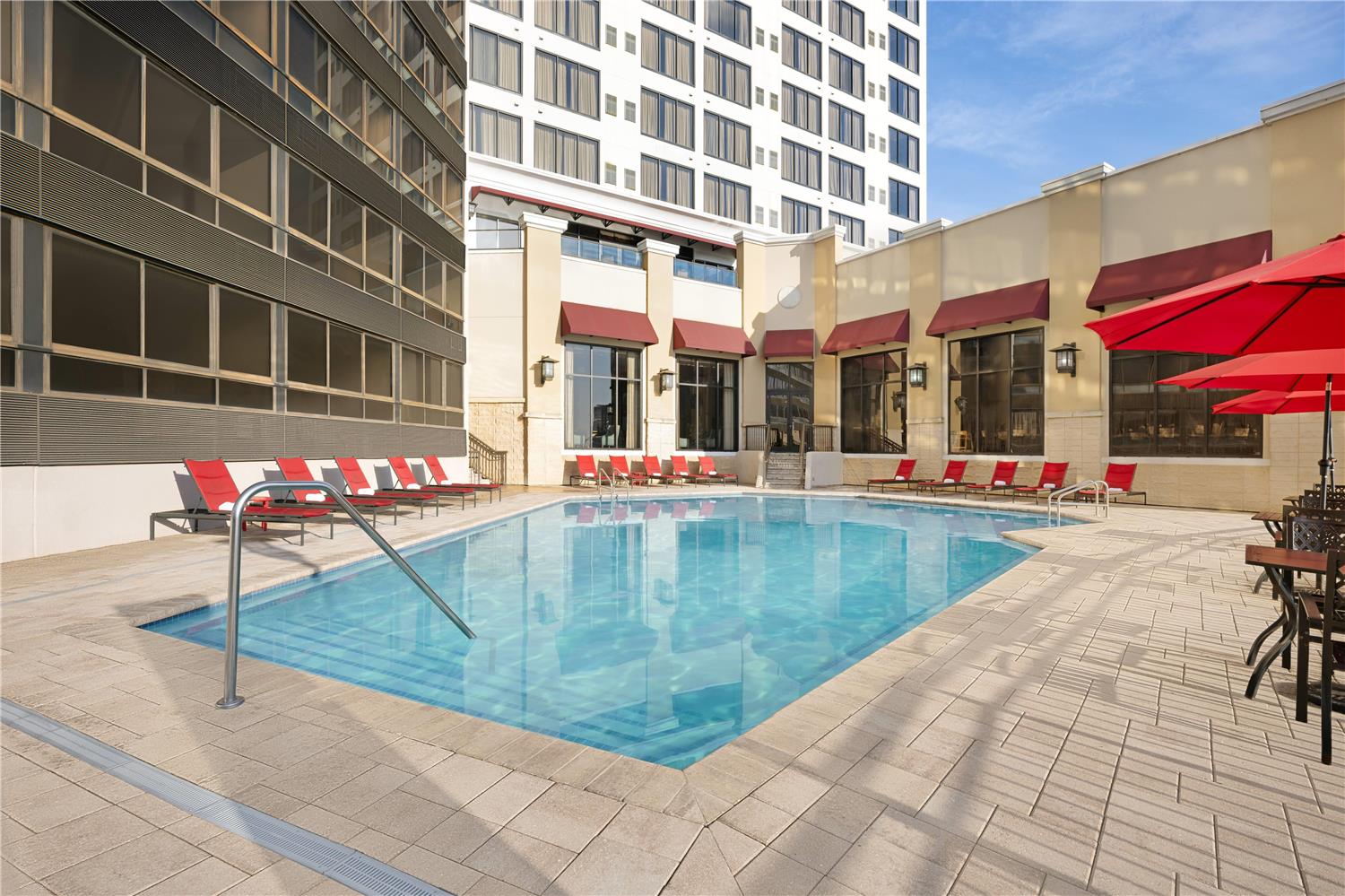 Ramada Plaza by Wyndham Orlando Resort & Suites Intl Drive photo4