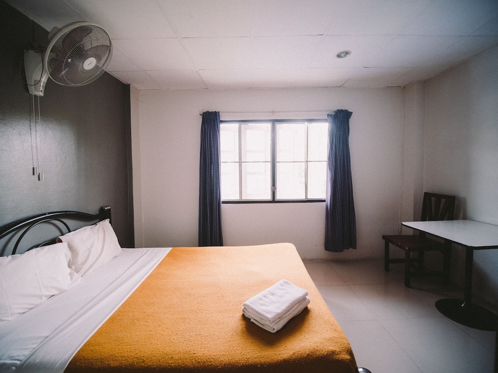 Traveller Inn Hotel 51/62