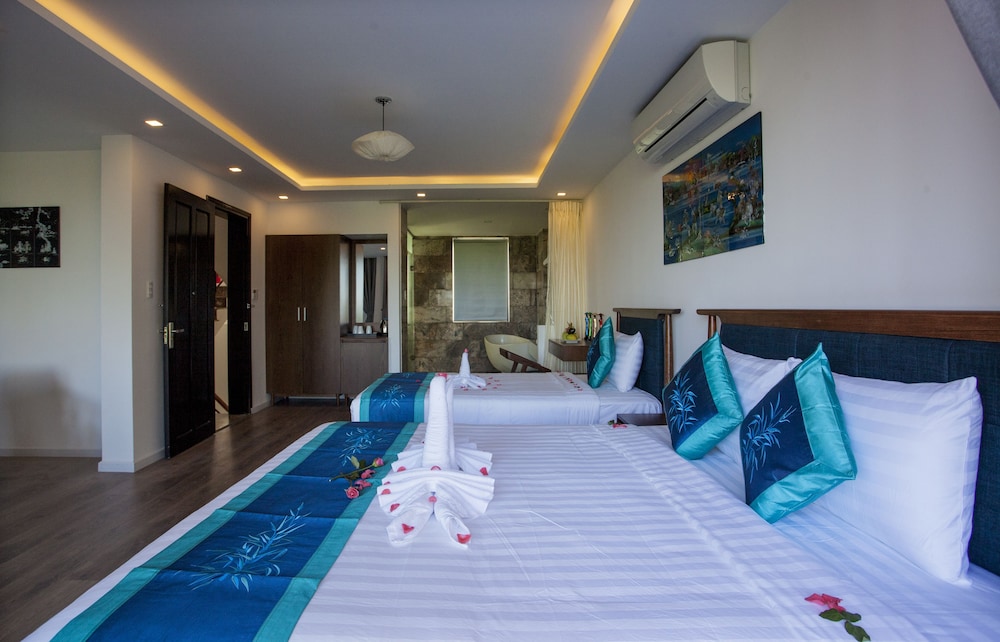 Hoi An Four Season Villa 24/66