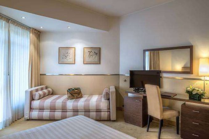 Mini Palace Hotel 24/64