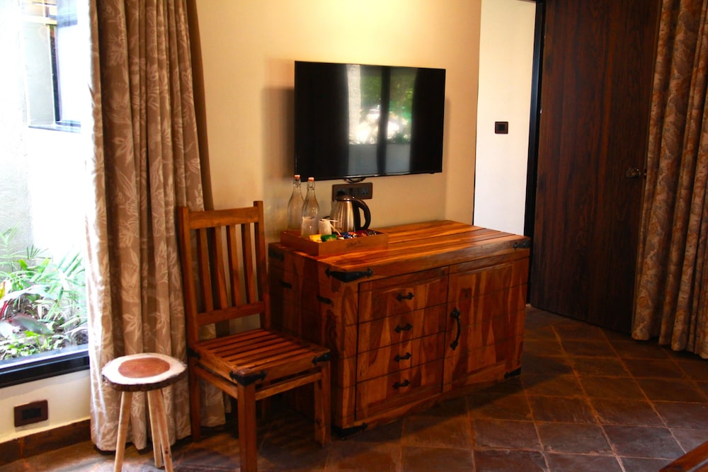 Tathastu Bandhavgarh 45/65