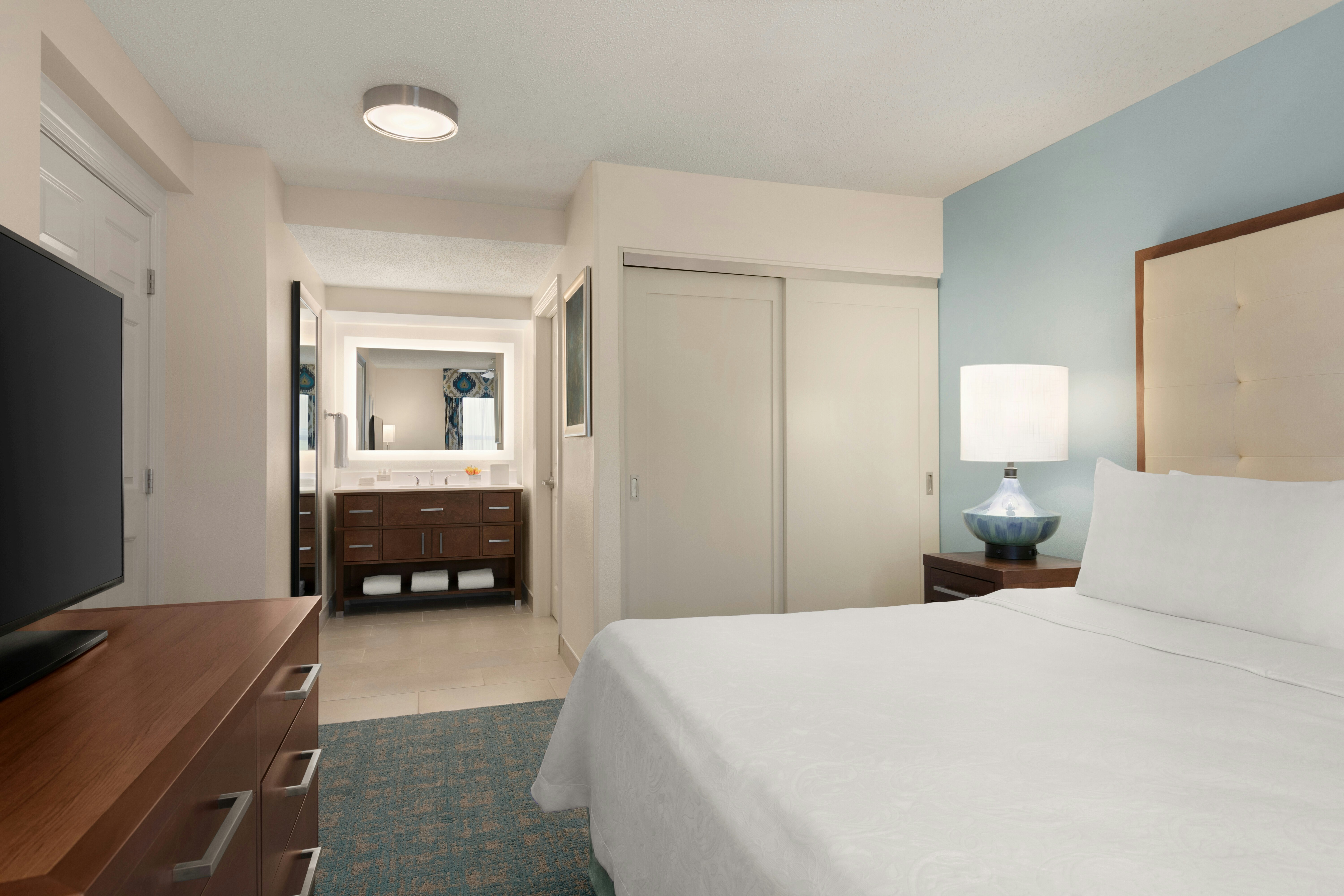 Homewood, King Bed