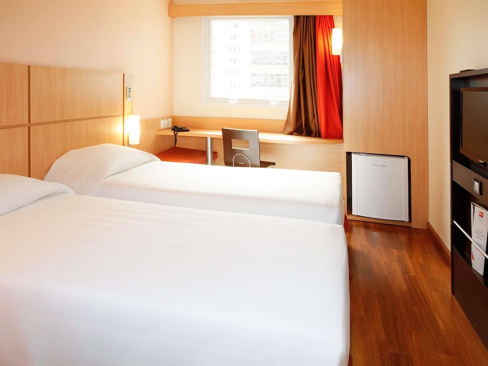 Ibis Belo Horizonte Afonso Pena 37/70