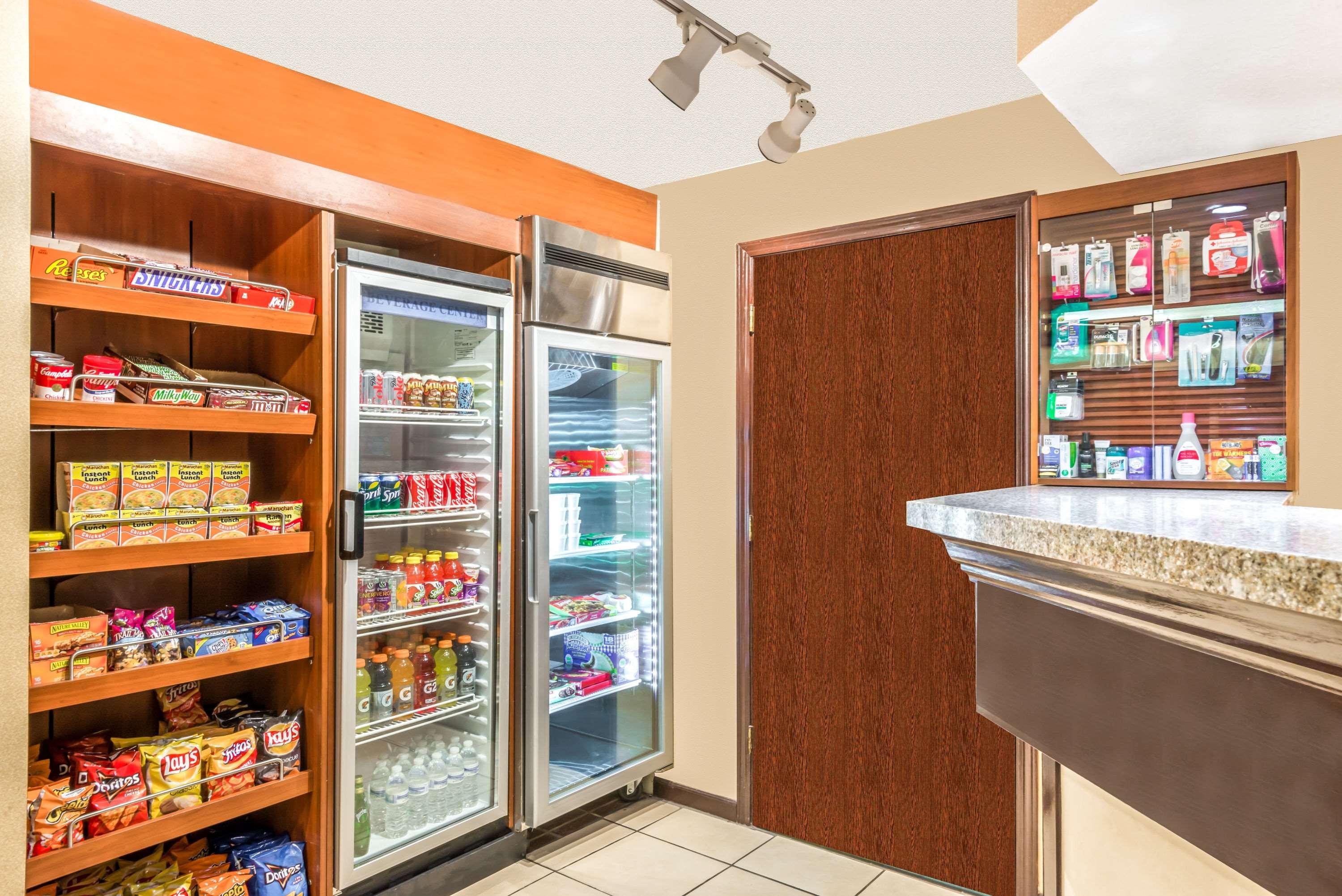 Hawthorn Extended Stay by Wyndham Dayton 5/27