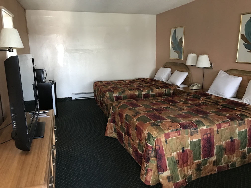 ECONOMY INN BARSTOW 16/57