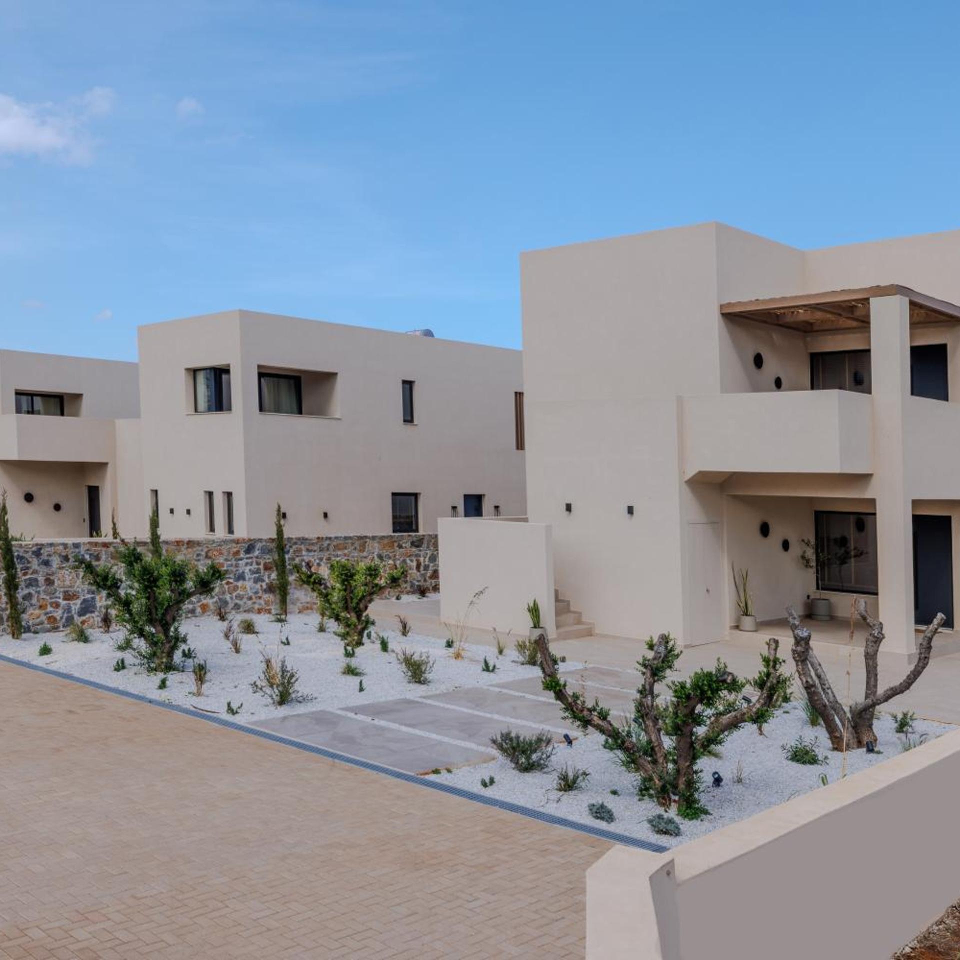 Sokratis LocoLux Villas & Suites 73/86