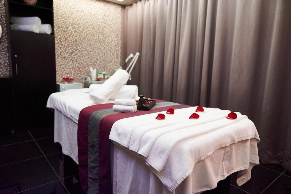 Rose Park Hotel Al Barsha 19/58