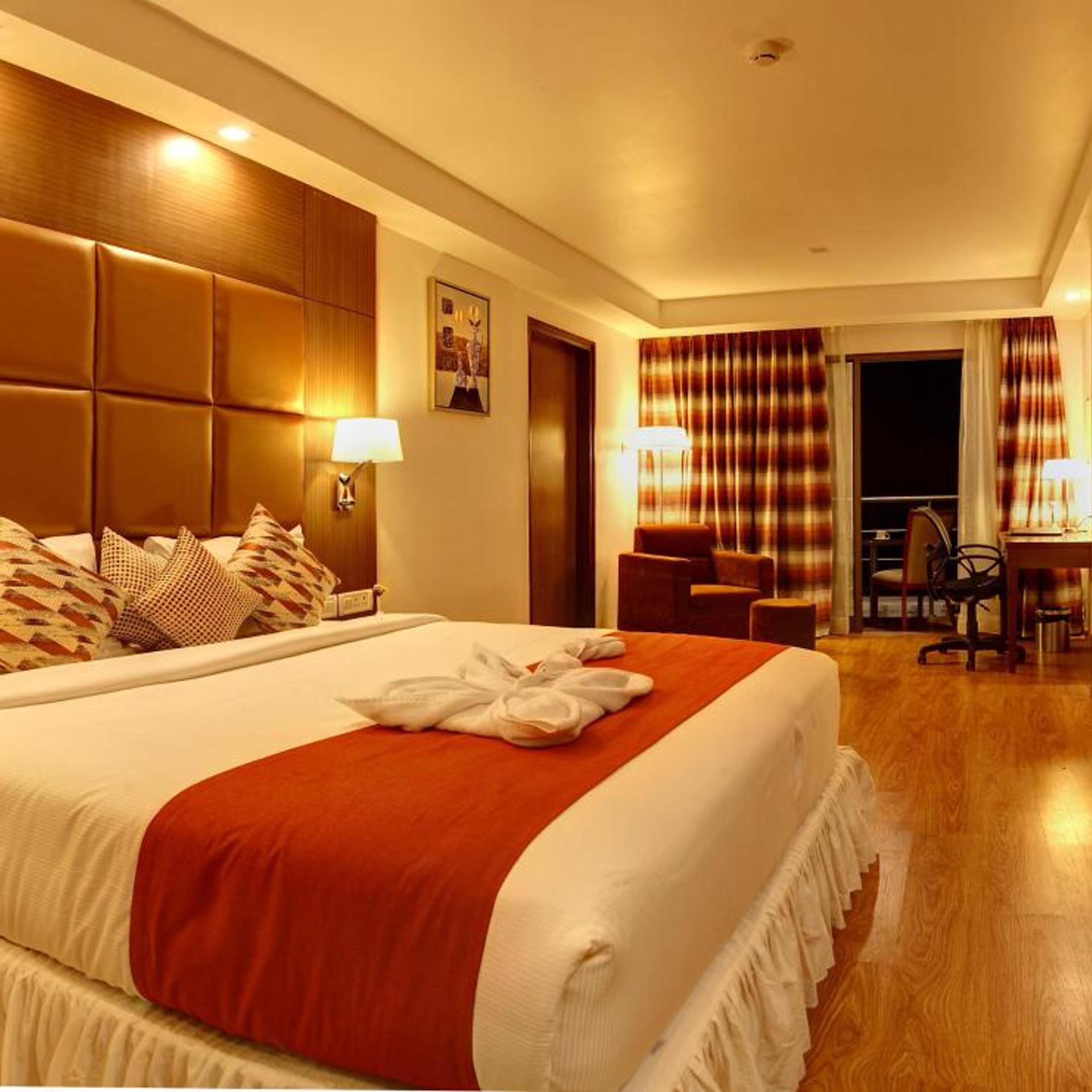 The Atrium Boutique Hotel 11/28