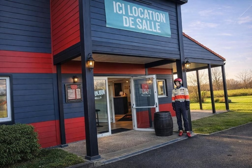 Enzo Hotels Chartres Mainvilliers By Kyriad Direct 18/24
