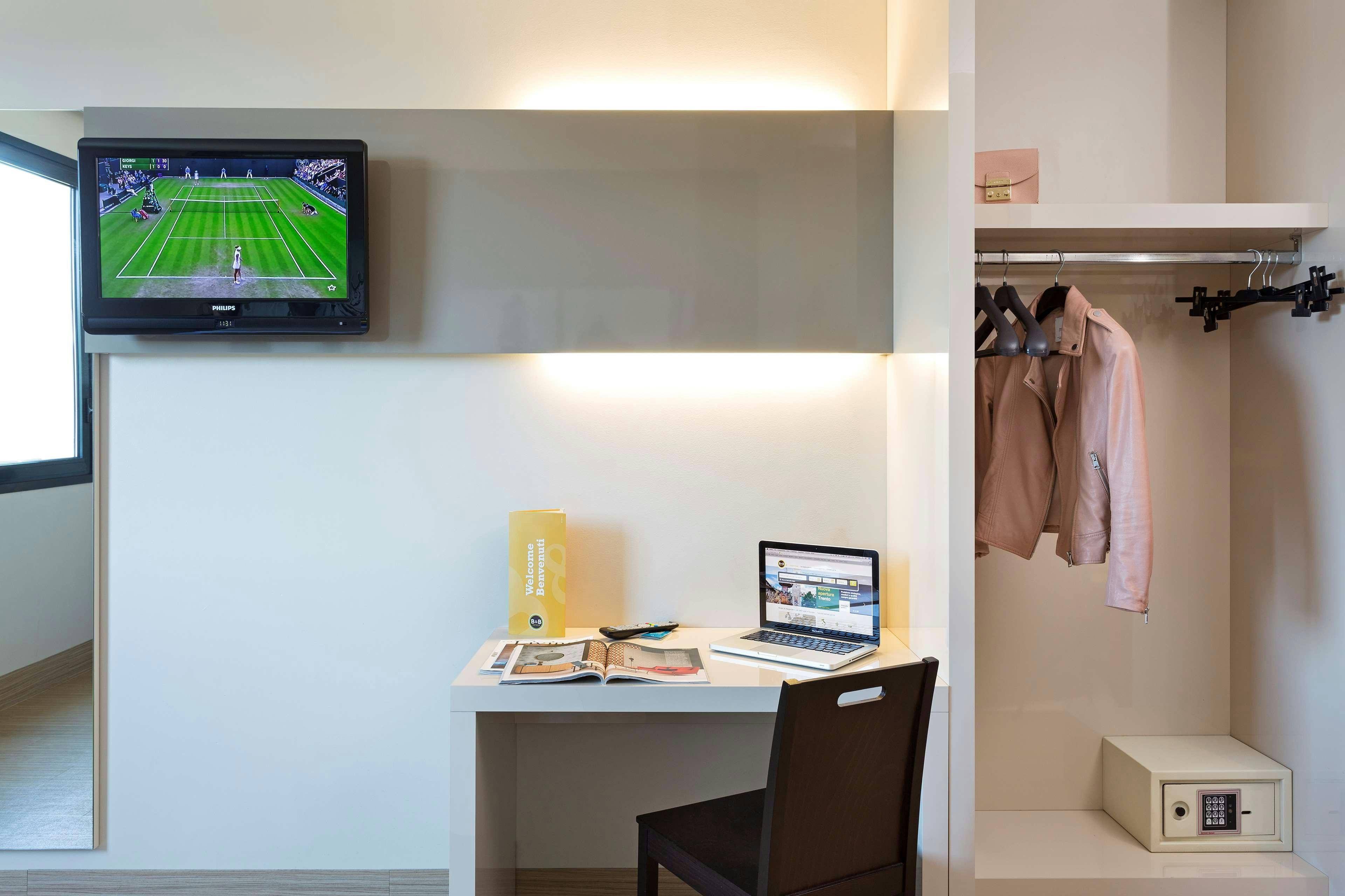 B&B Hotel Ferrara 41/50