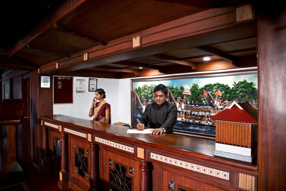 Sterling Lake Palace Alleppey. 10/58