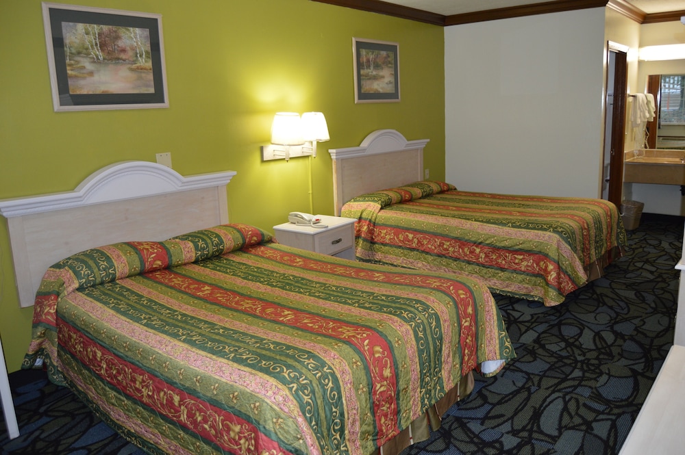 Economy Inn - Akron 29/57
