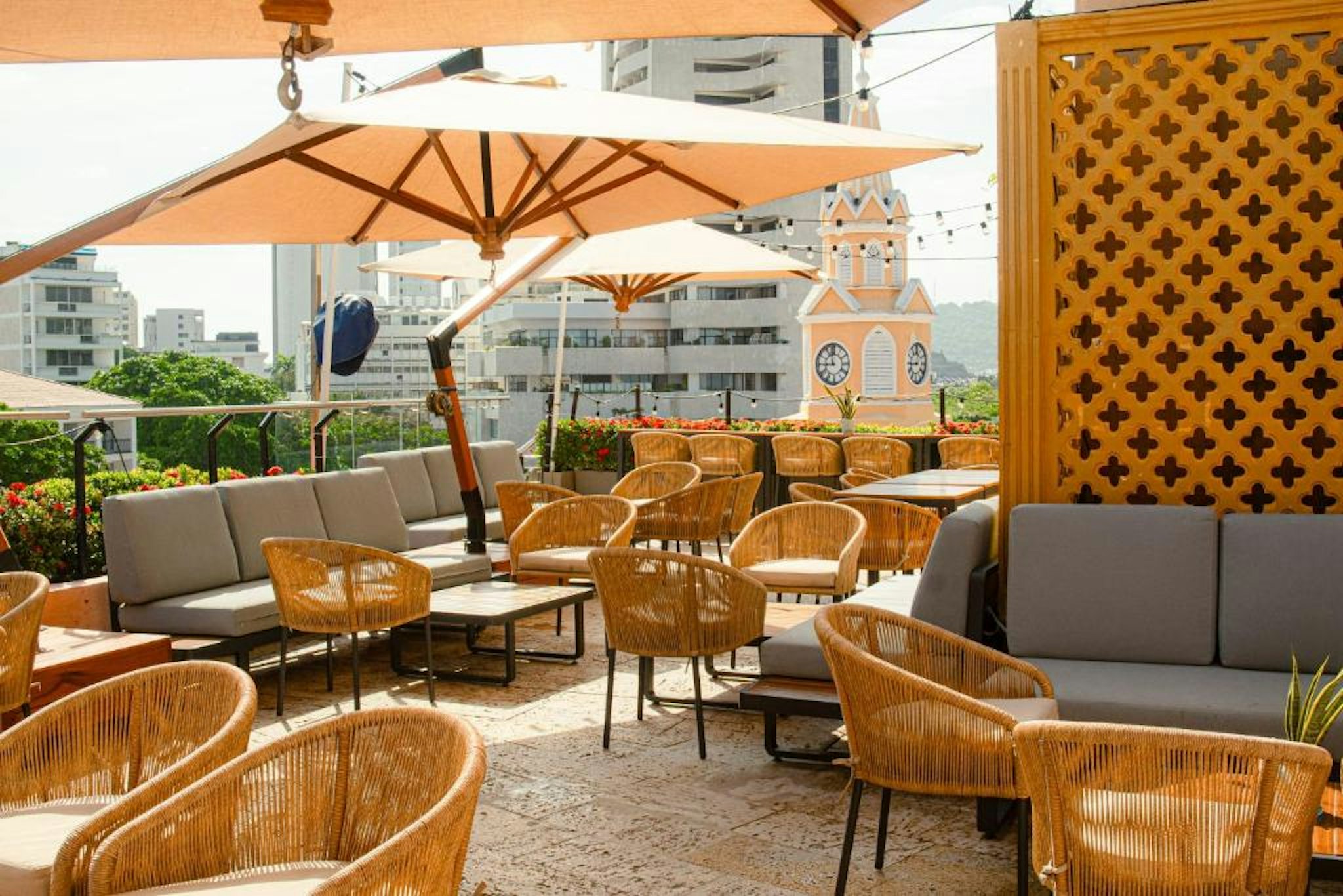 Santa Catalina Hotel 27/37