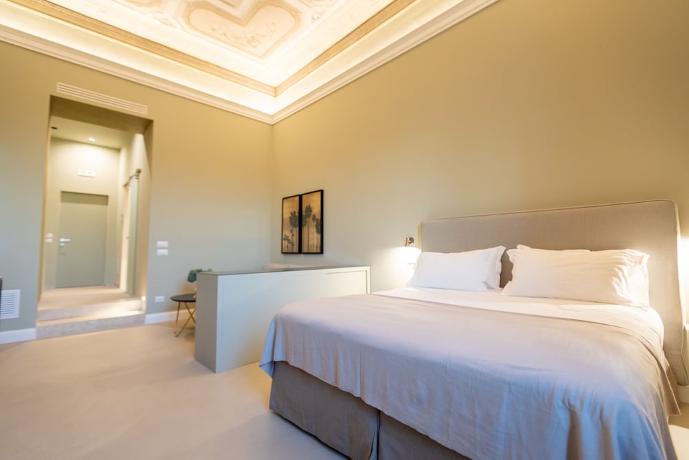 Domus 21 Luxury Suites 7/50
