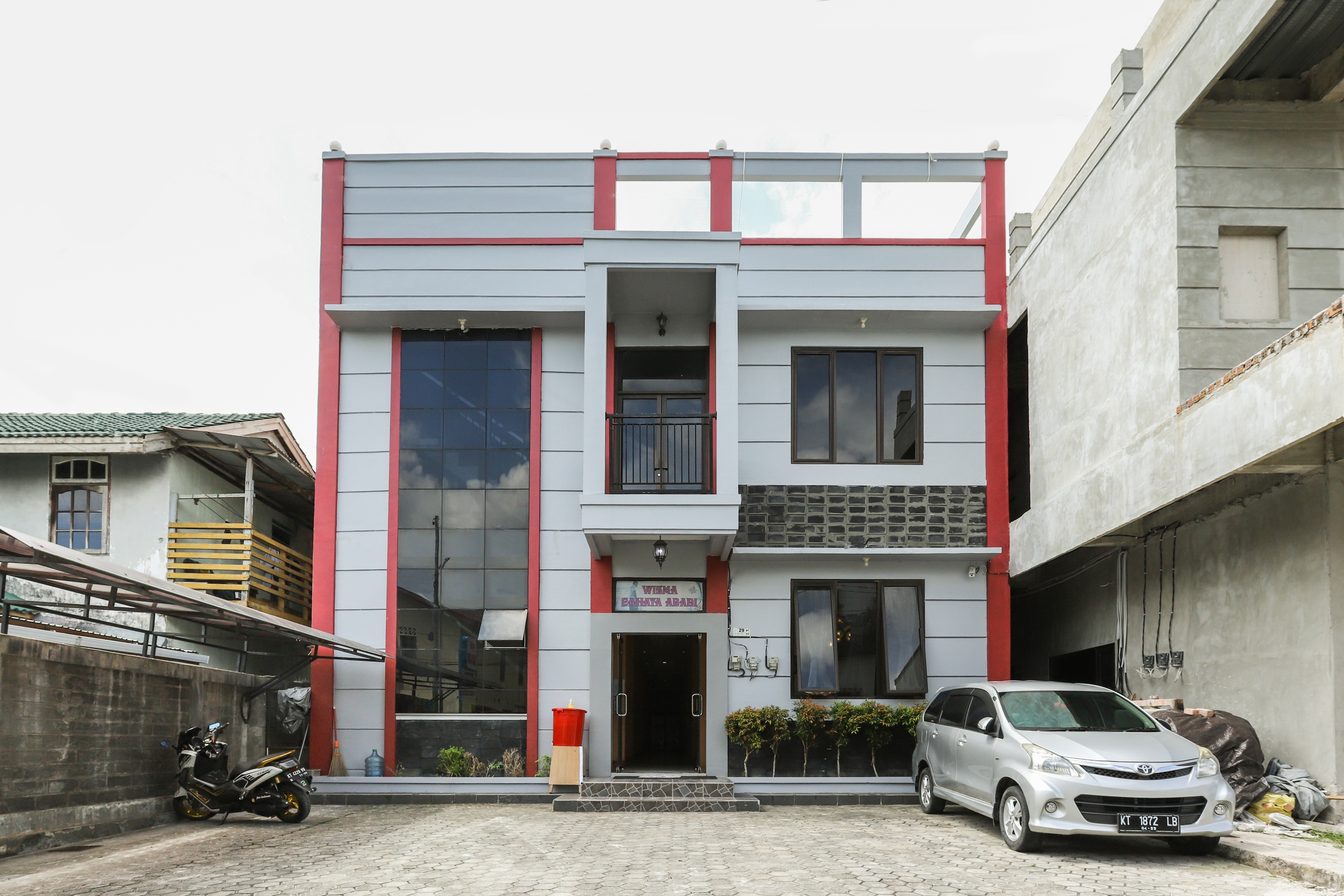 OYO 3802 Wisma Cahaya Abadi 26/31