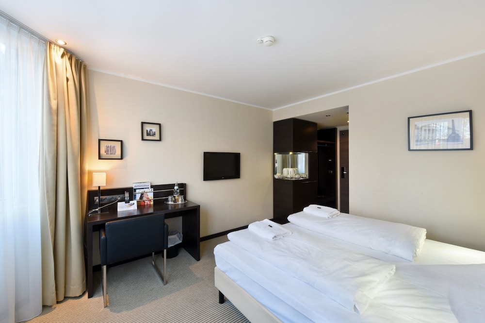 Hotel am Karlstor 7/37