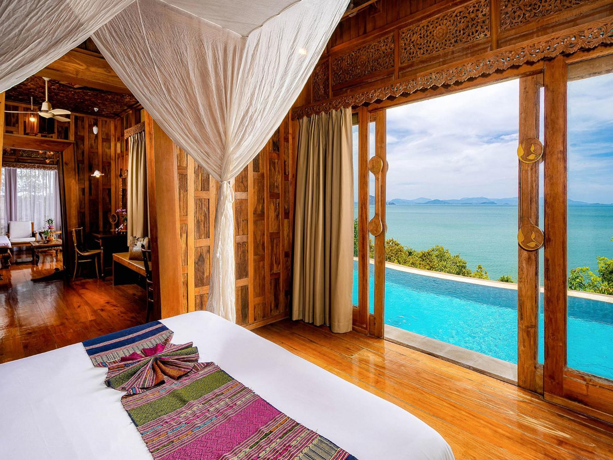 Seawater, Pool, Villa, King Bed, Sofa
