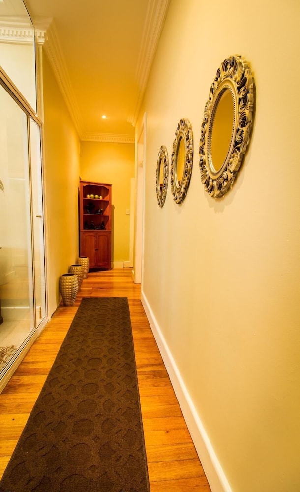 Musgrave Avenue Guest Lodge 3/46