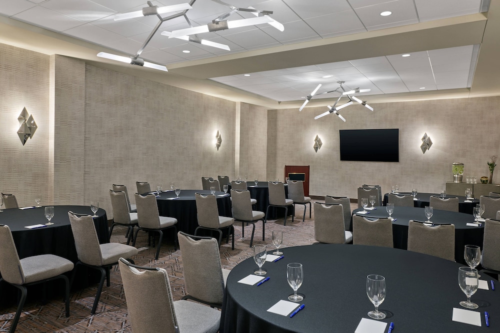 Delta Hotels By Marriott Ashland Downtown 52/54