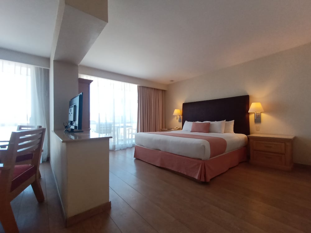 Hotel Palacio Azteca Tijuana, Trademark by Wyndham 28/71