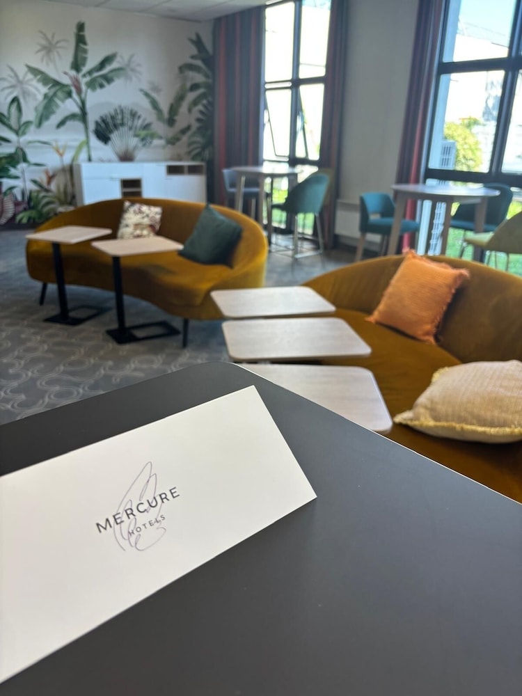 MERCURE NIORT MARAIS POITEVIN 24/50