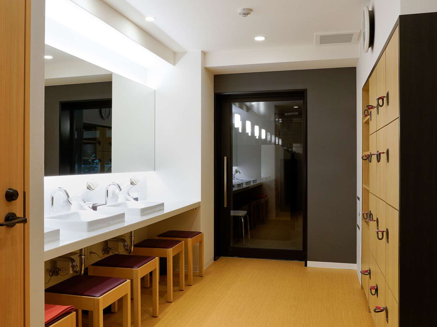 Comfort Inn Kyoto Shijokarasuma 15/45