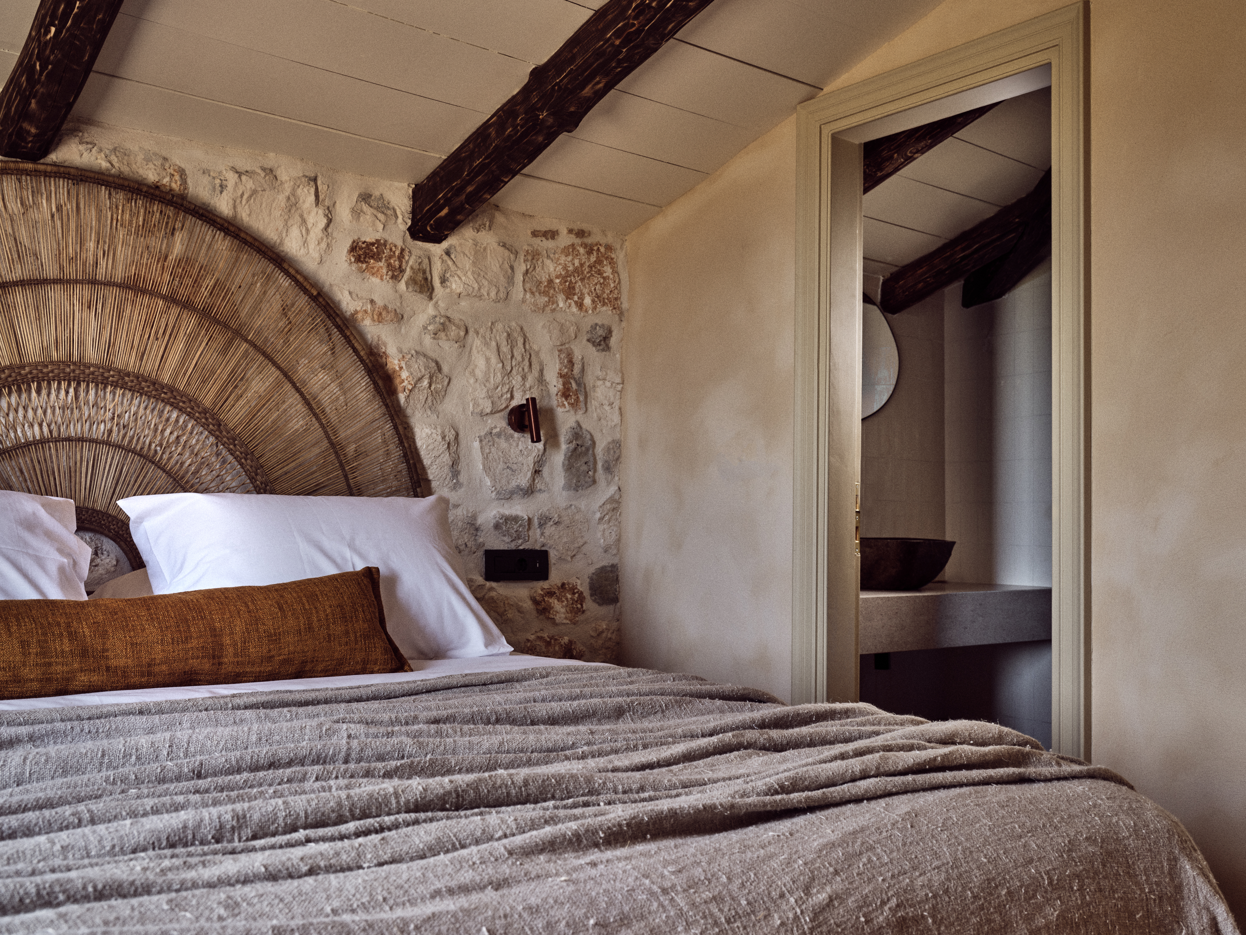 MAISONETTE, SUITE