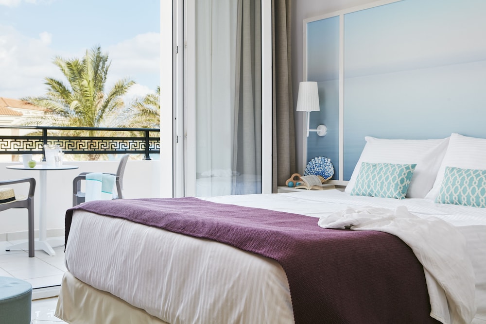Atlantica Caldera Beach Hotel 25/65