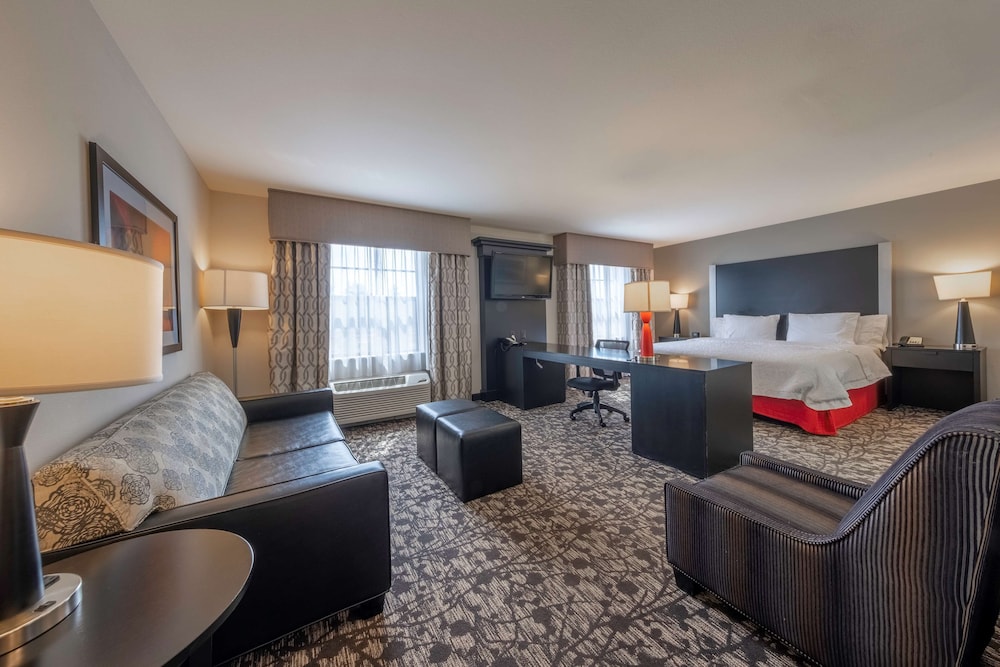 Hampton Inn And Suites Dupont 34/46