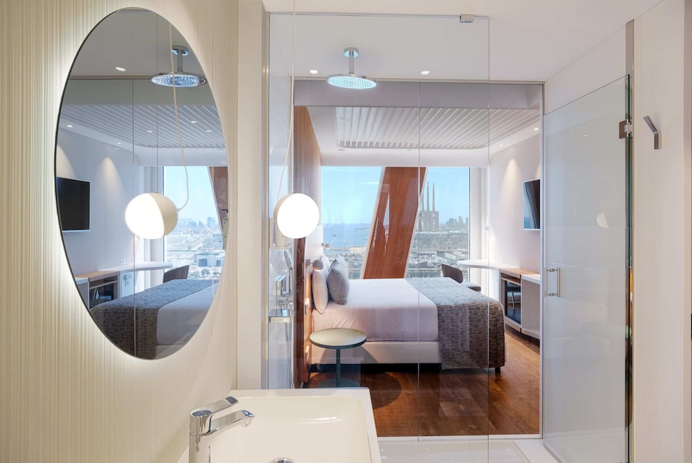 Standard, King Bed, Sea View, Hotel Marina Badalona 5/5