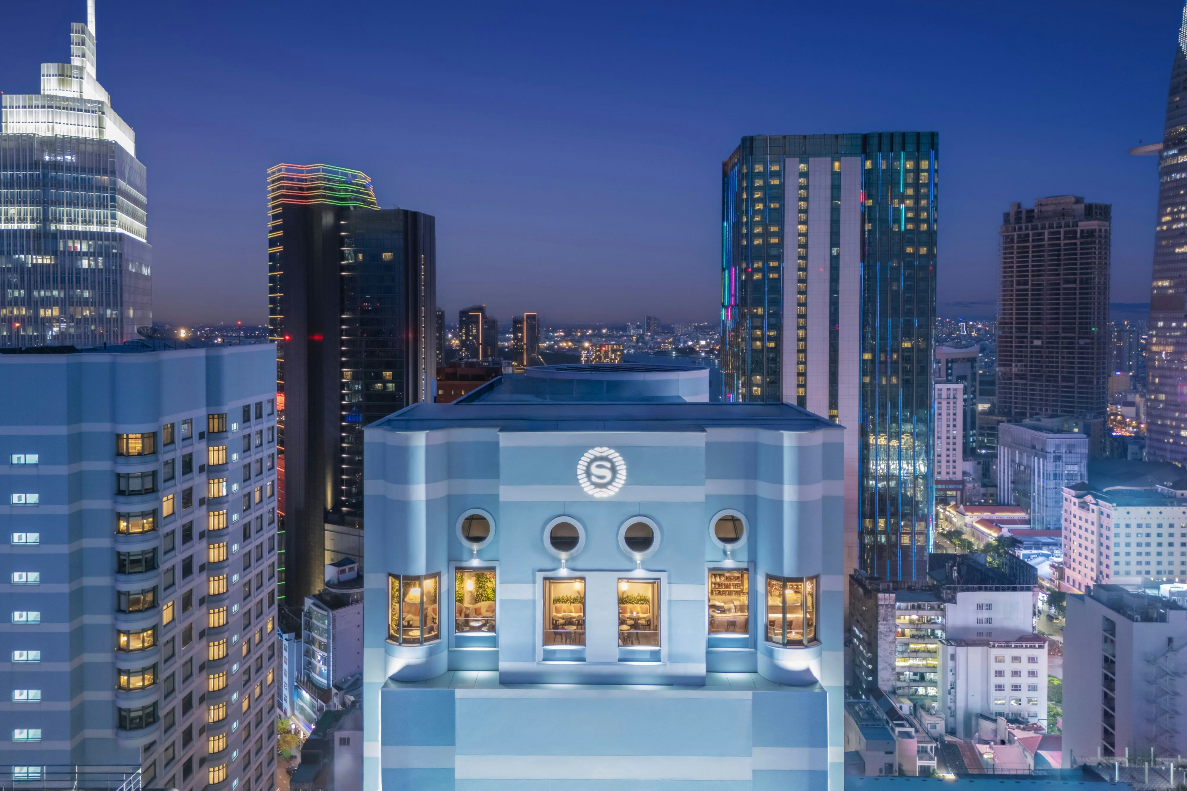 Sheraton Saigon Grand Opera Hotel 2/18