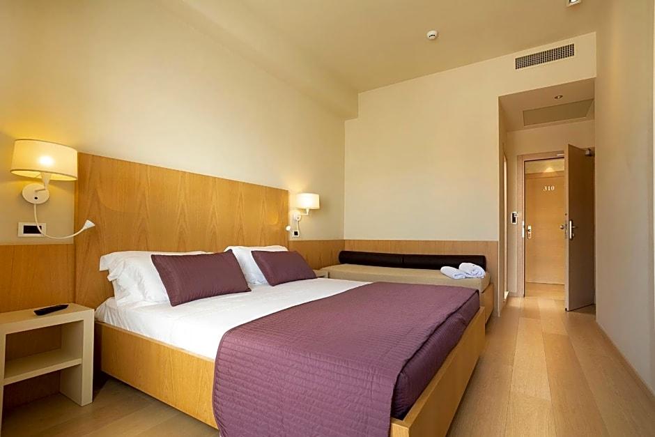 Hotel Ghirlandina 7/31