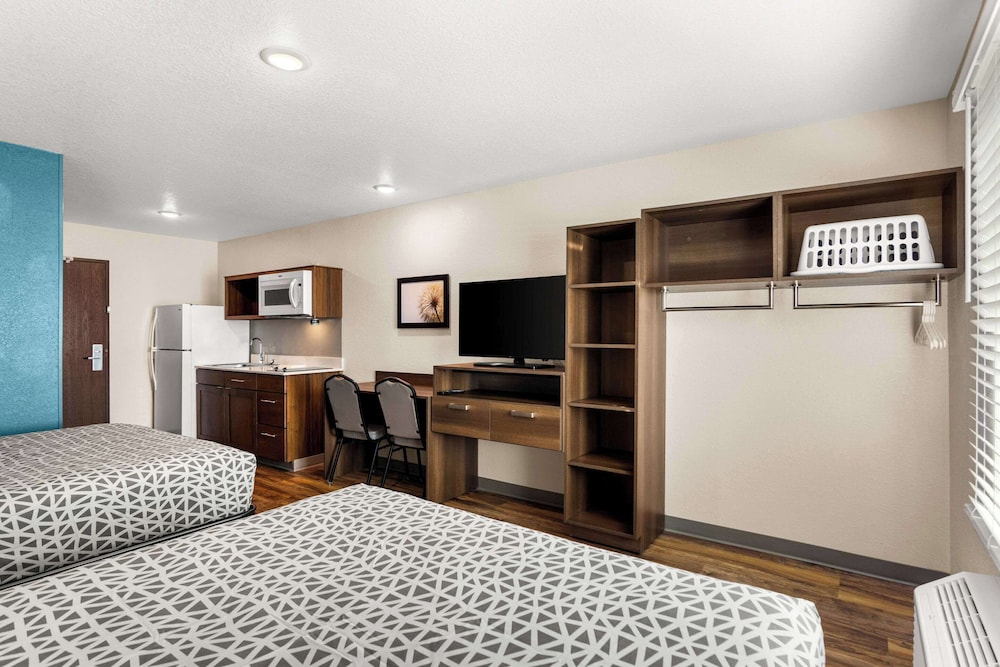 WoodSpring Suites Port St Lucie 10/18